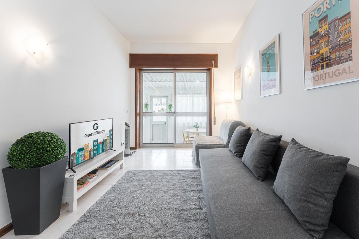 Guestready - Modern Cosy Apartment With A Terrace Porto Buitenkant foto